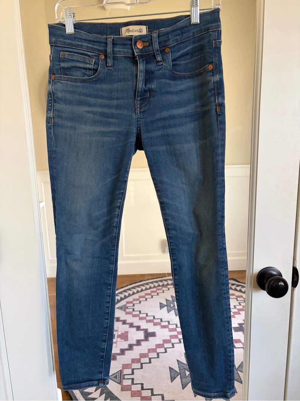 Madewell Medium Wash Skinny Jeans in Indigo Blue